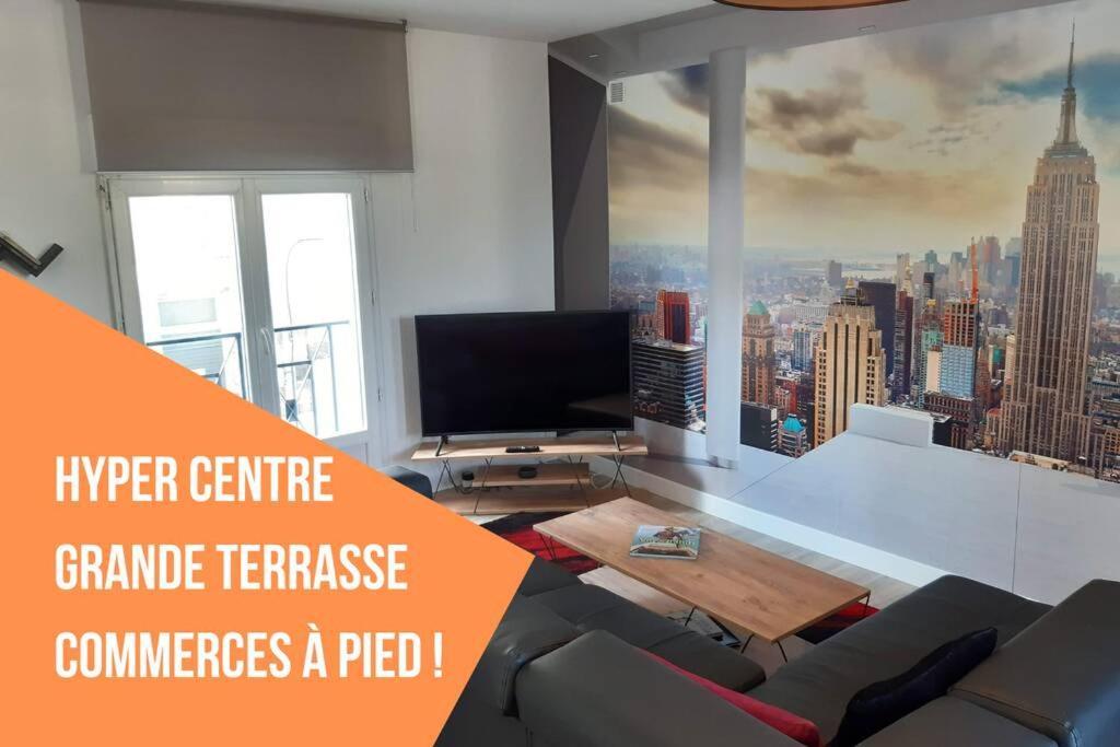 Appartement Renove Le New-York En Centre Ville - Terrasse Et Parking - Non Climatise La Roche-Chalais エクステリア 写真